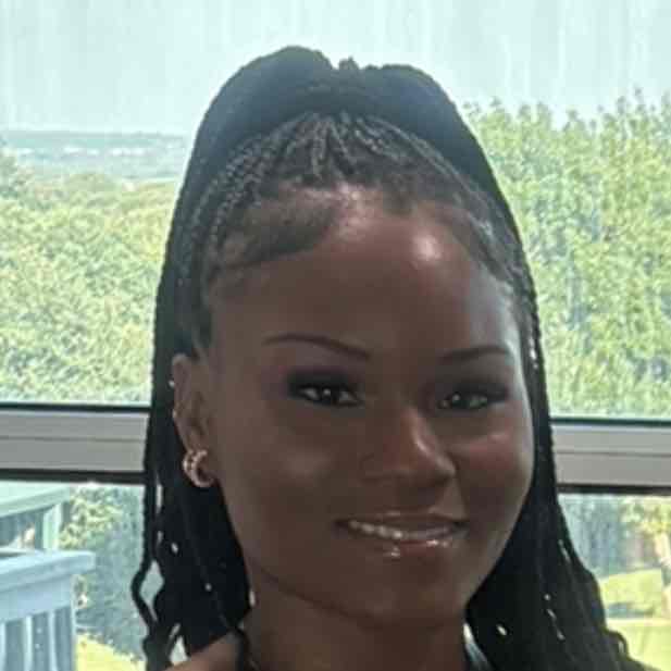 Shanice T.