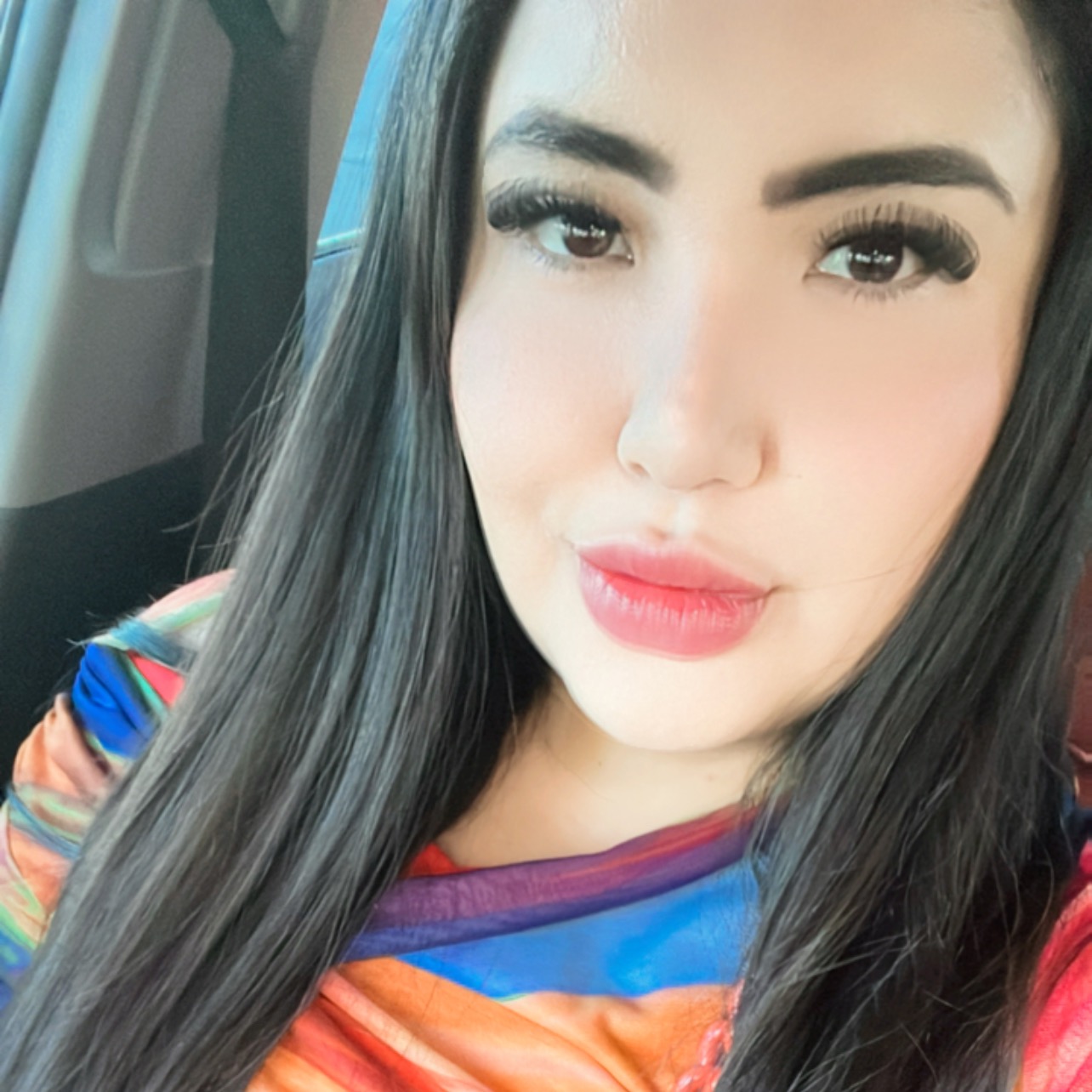 Denisse J.