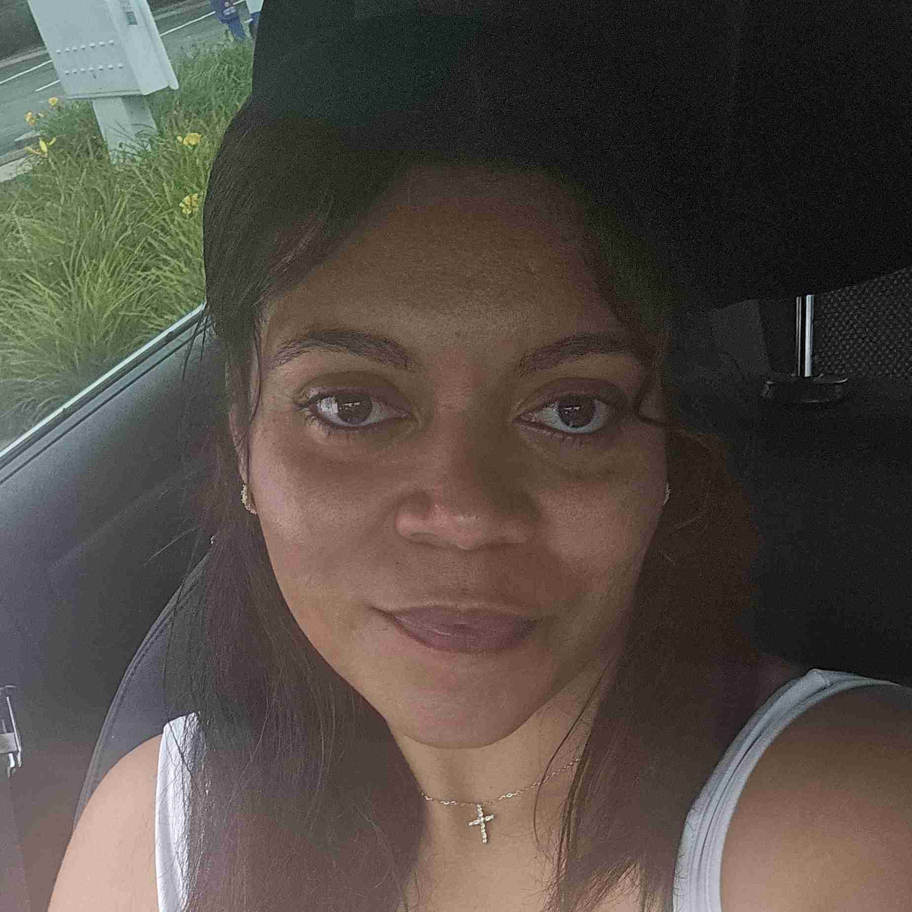 Desarae W.