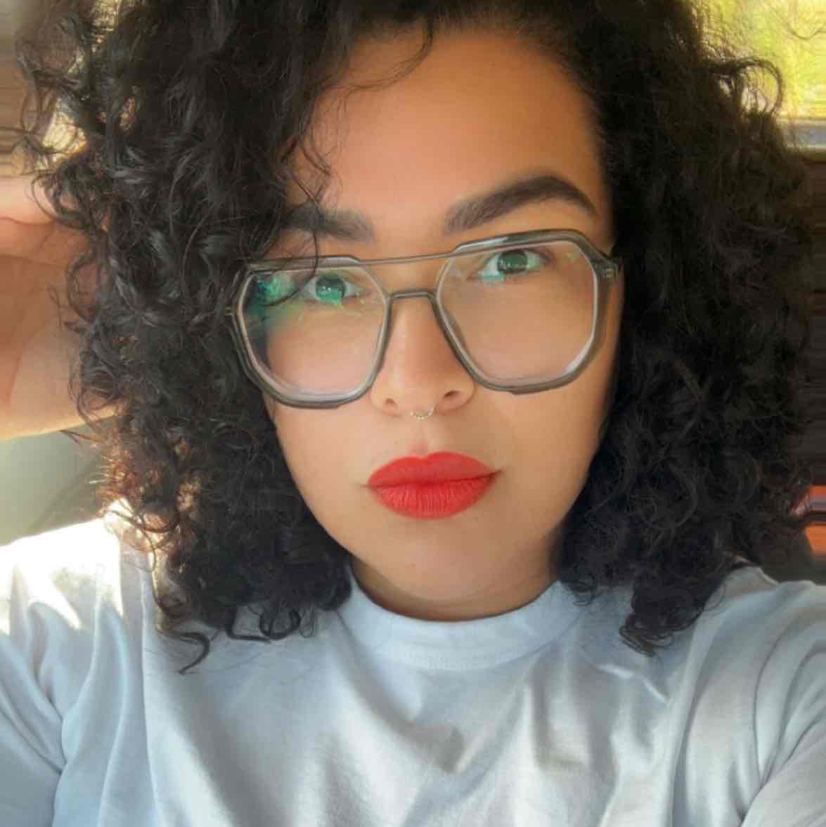 Simone A.