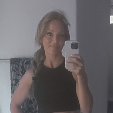 Jennifer R.